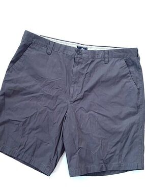 New NWT Men's Dockers 9.50” Cotton Twill Shorts - Loose Fit - in Grey (42)